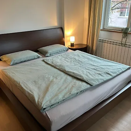 Leni Apartment *