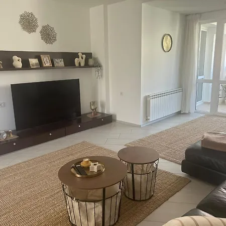 Lägenhet Family Paradise